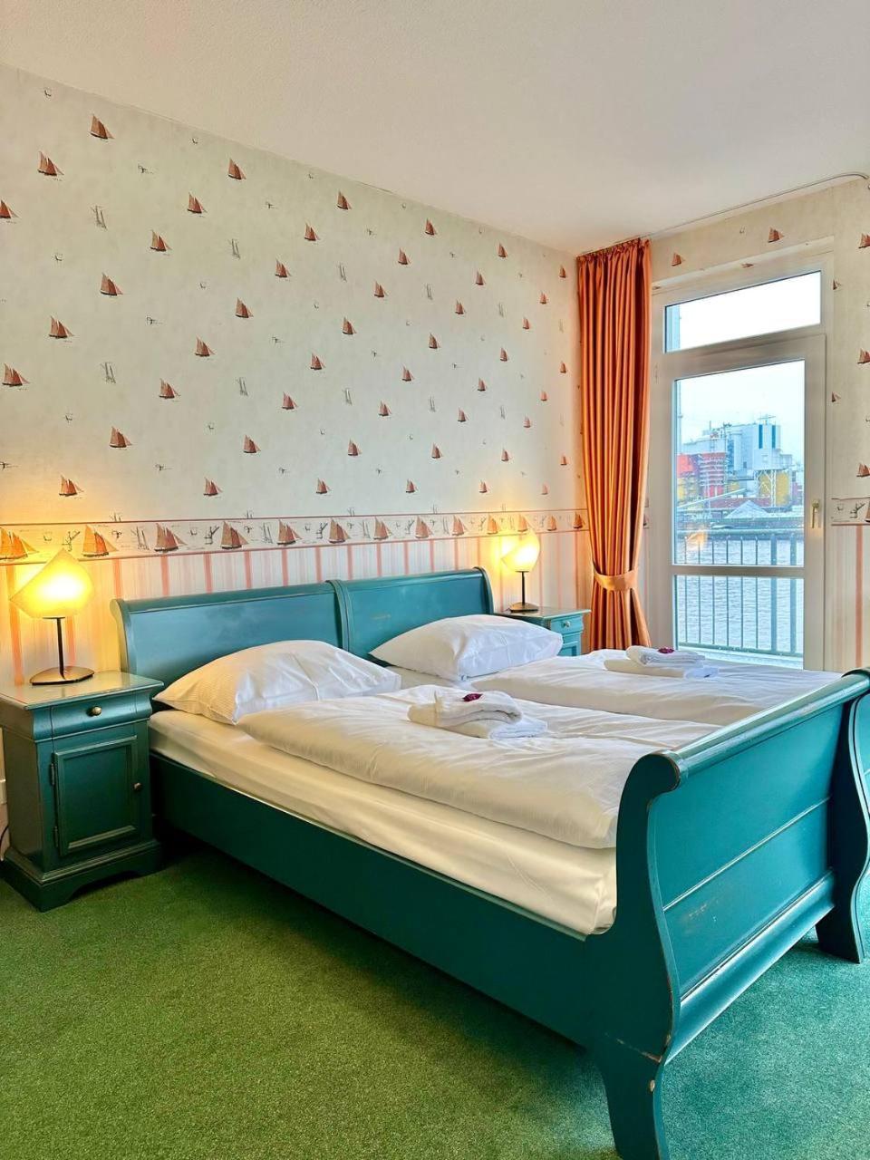 Gaestehaus Weserblick Am Weser-Sandstrand Berne Kültér fotó