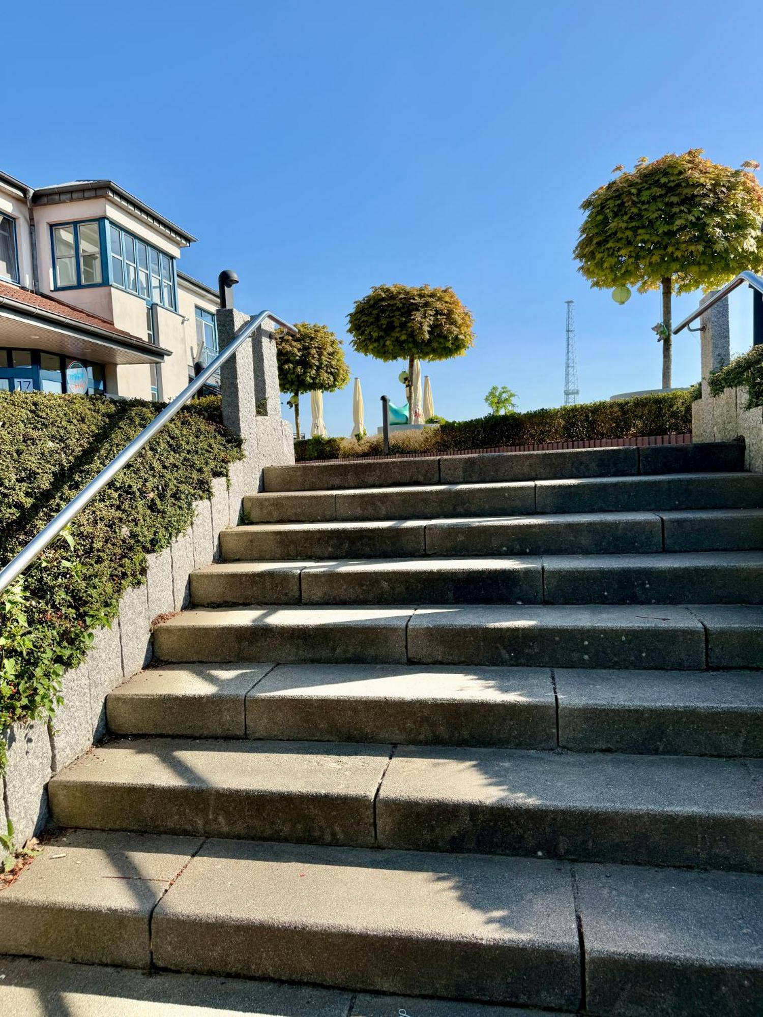 Gaestehaus Weserblick Am Weser-Sandstrand Berne Kültér fotó